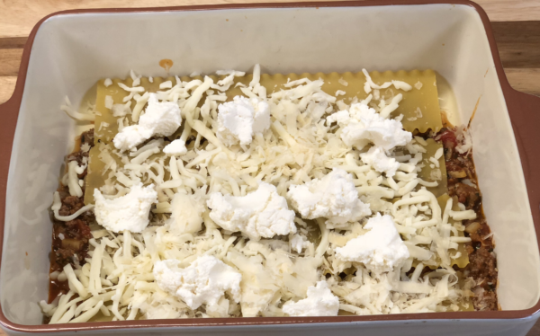 Homemade Meaty Lasagna Recipe Easy Cheesy Lasagne Recipes