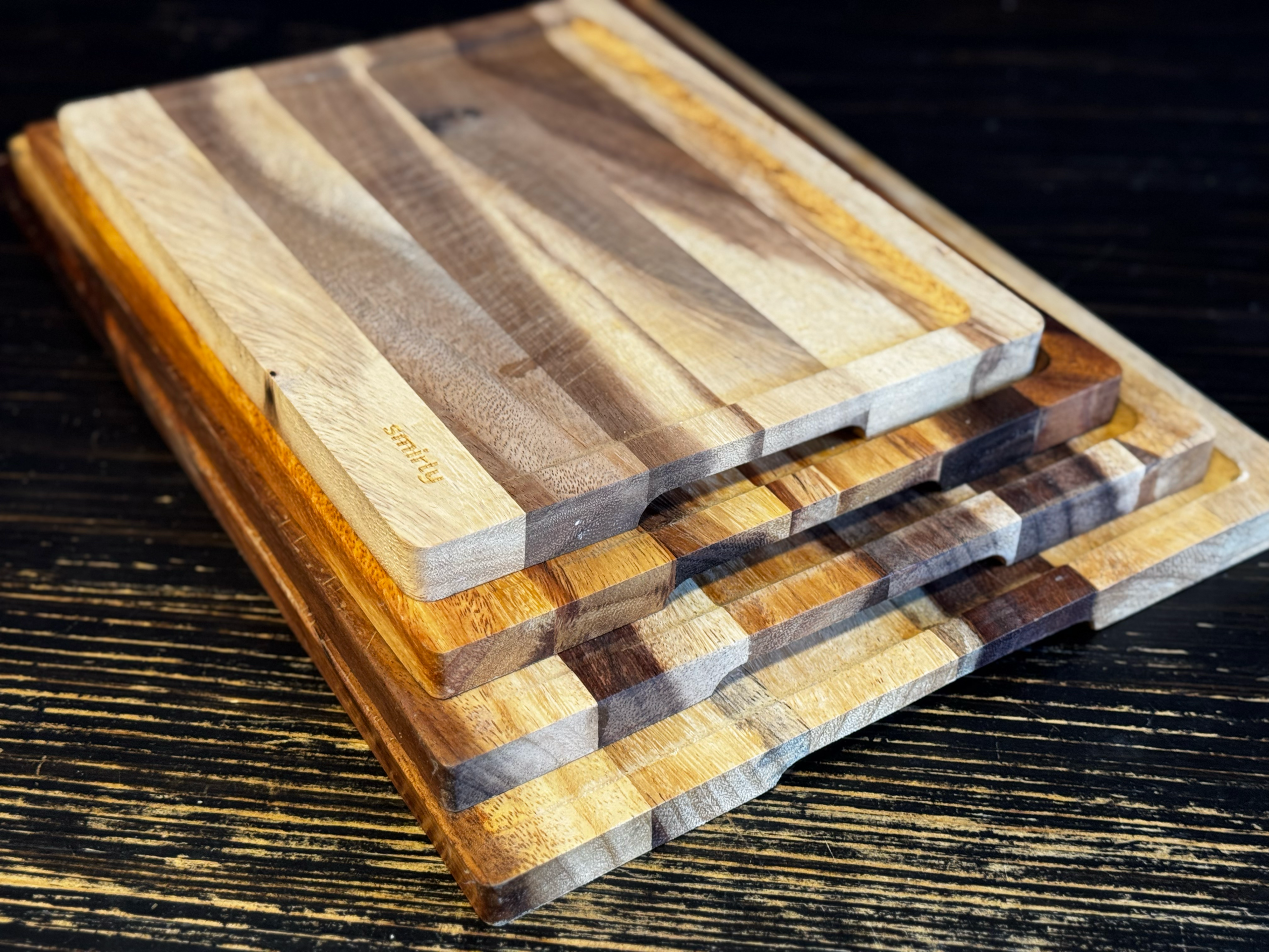 Smirly Walnut Wood Cutting Board Set